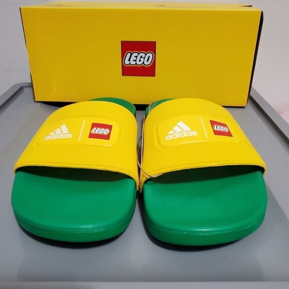 adidas Originals Sz 6 Kids Unisex  Adilette Comfort x LEGO® Slides BNIB - Picture 3 of 10